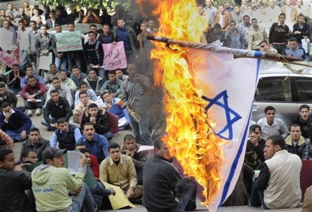 egypt-riot-israel-crisisboom.jpg