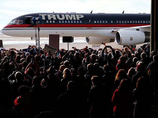 Trump-Plane-Iowa-2-AP-640x480.jpg