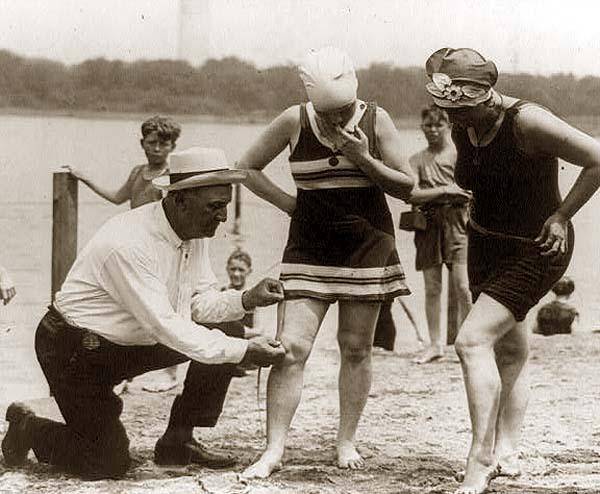 1920+Bathing-Suits.jpg