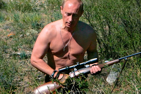 putin-with-gun.jpg