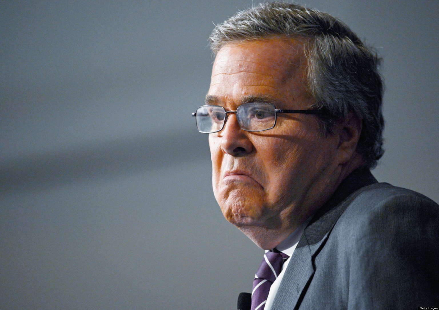 2015-06-20-1434824429-3704946-jebbushscowl.jpg