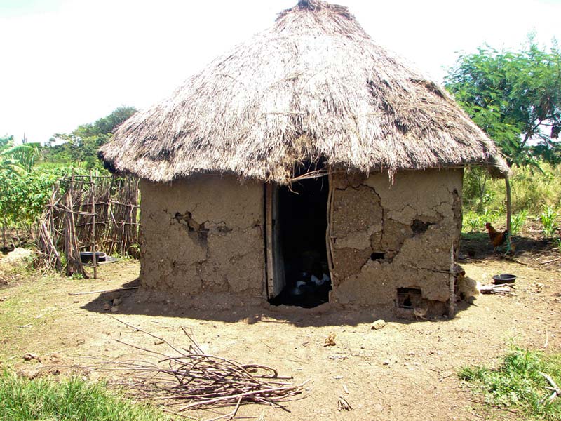 Kenya-small-mud-hut.jpg