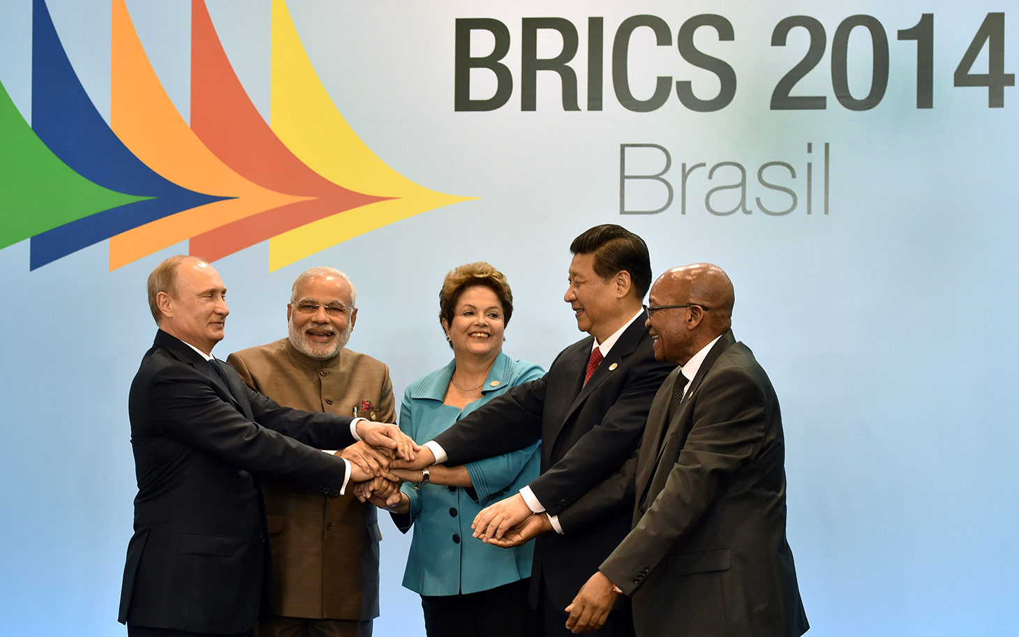 brics_leaders_bank_071514.jpg
