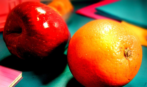 Apple-and-Orange.jpg