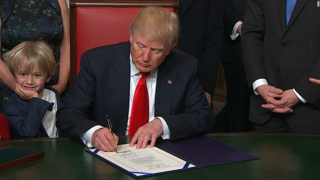 170120130835-trump-sign-screengrab-super-tease.jpg