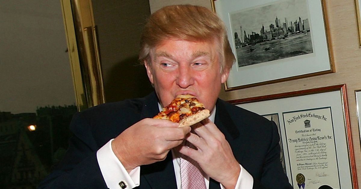 Donald-Trump-eating-pizza.jpg