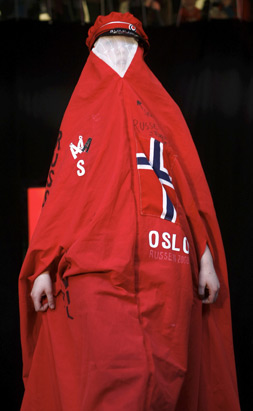 rt_burka2_080310_ssv.jpg