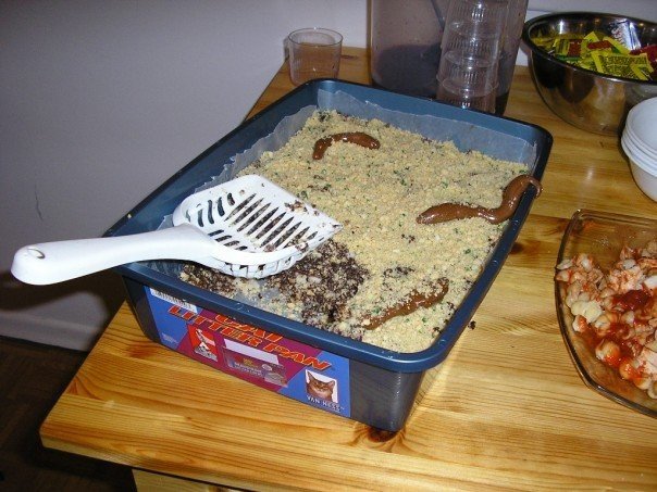 kitty-litter-cake-2.jpg