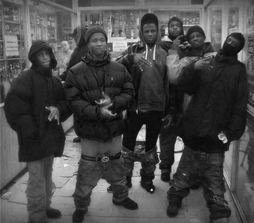 saggy-pants-thug1.jpg