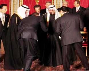 obamabowsaudi.jpg