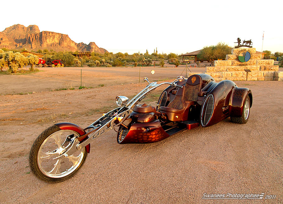 venom_trike_by_swanee3-d3b3amk.jpg