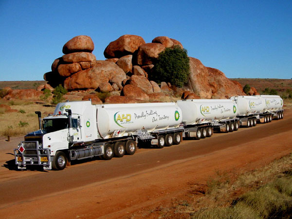 road-train-australia-truck.jpg