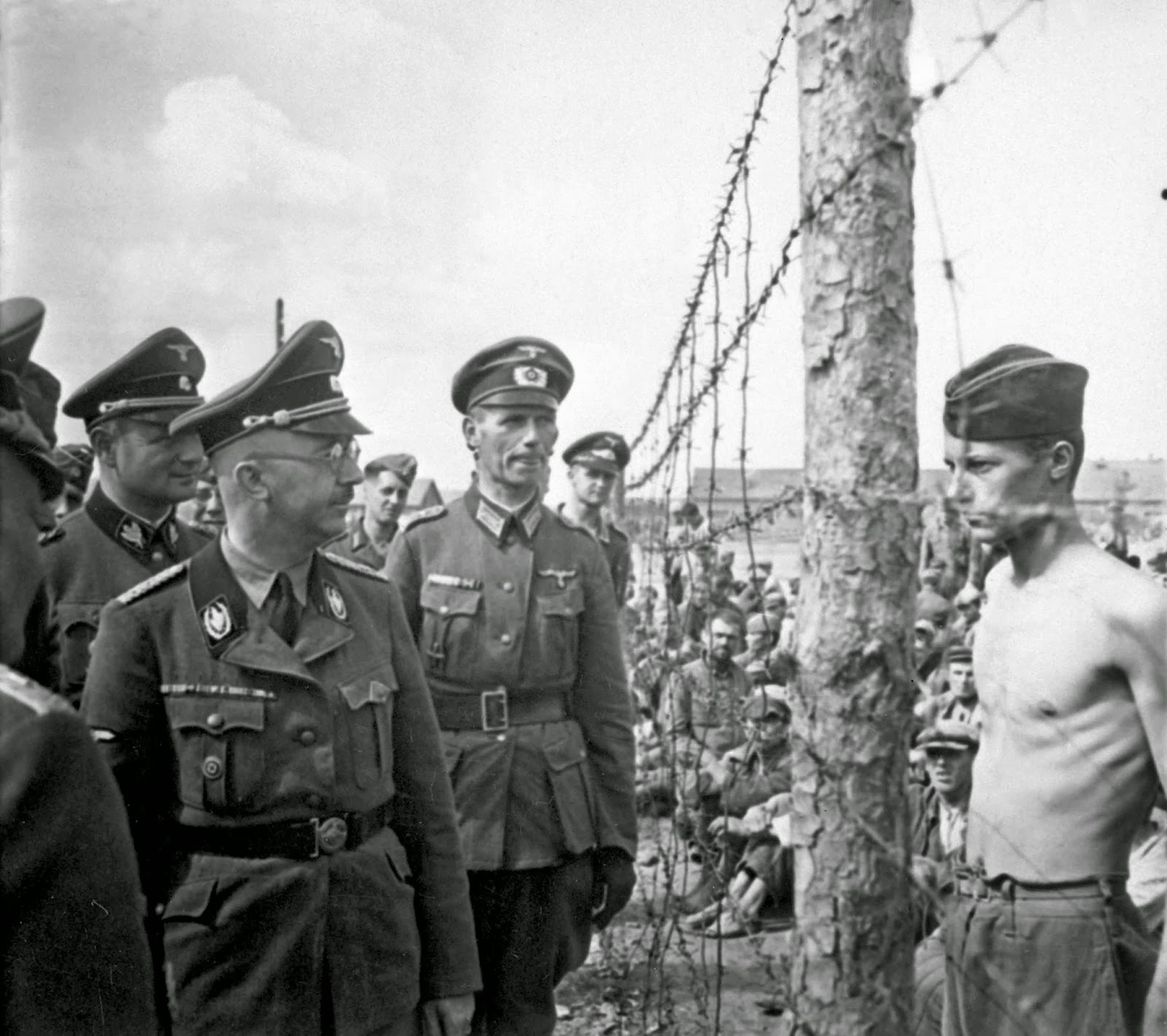 Himmler+and+a+prisoner+locked+in+a+staring+contest+The+Defiance.jpg
