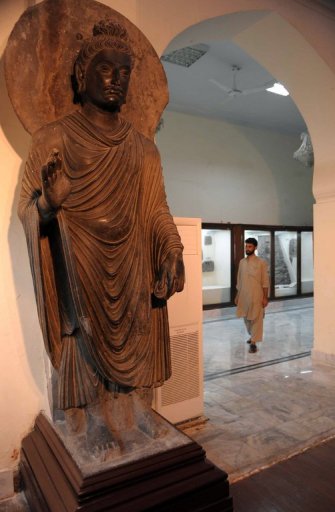 Buddha+Gandhara+style+at+Taxila+Pakistan+Museum+AFP.jpg