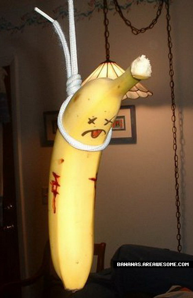 banana-hanged-suicide-dead-face.jpg