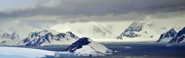 Antartic-Peninsula-Landscape-640x202.jpg