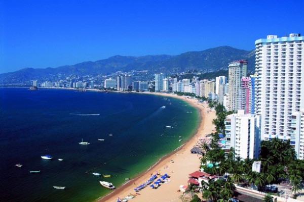 Acapulco_Mexico-600x400.jpg