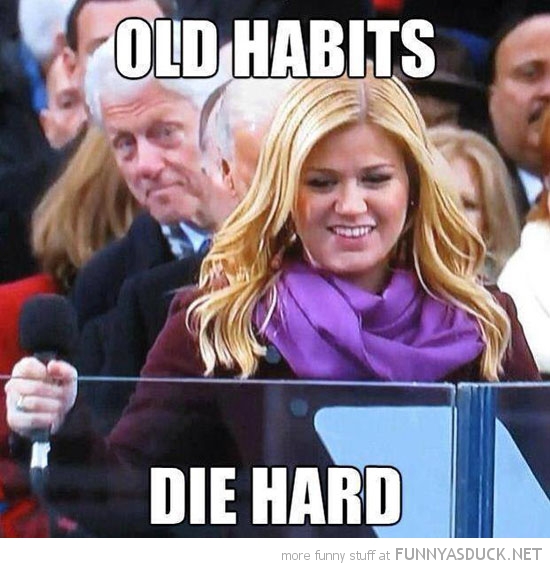 funny-bill-clinton-staring-ass-obama-president-Inauguration-old-habits-pics.jpg