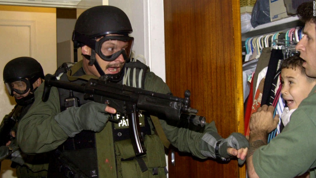 151012155050-01-elian-gonzalez-rewind-restricted-super-169.jpg