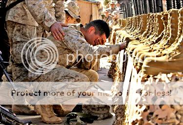 US_soldier_despair.jpg