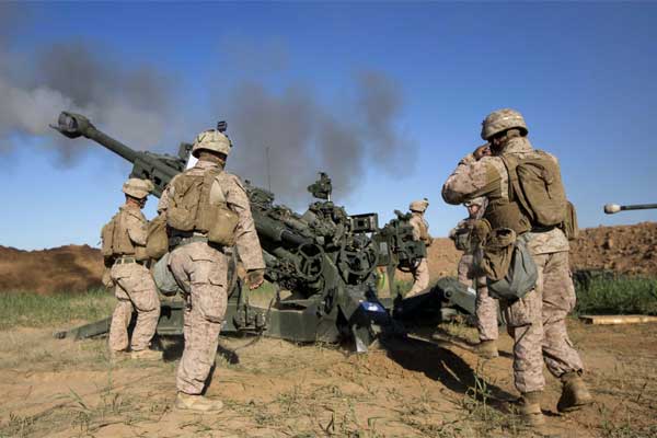 marines-howitzer-iraq-600.jpg