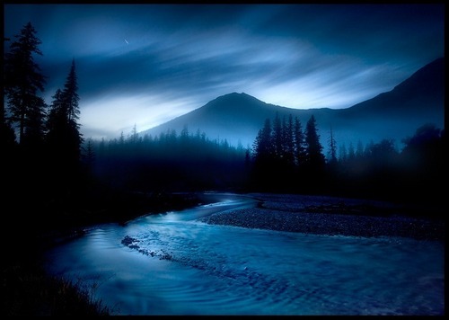 Blue-Night-beautiful-nature-21889016-500-356.jpg