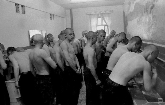 russia-youth-prison-3.jpg