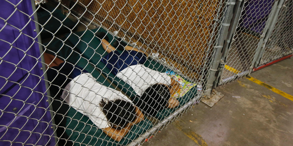 obama-administration-officials-are-rushing-to-explain-photos-from-2014-that-went-viral-this-weekend-showing-locked-up-immigrant-children.jpg
