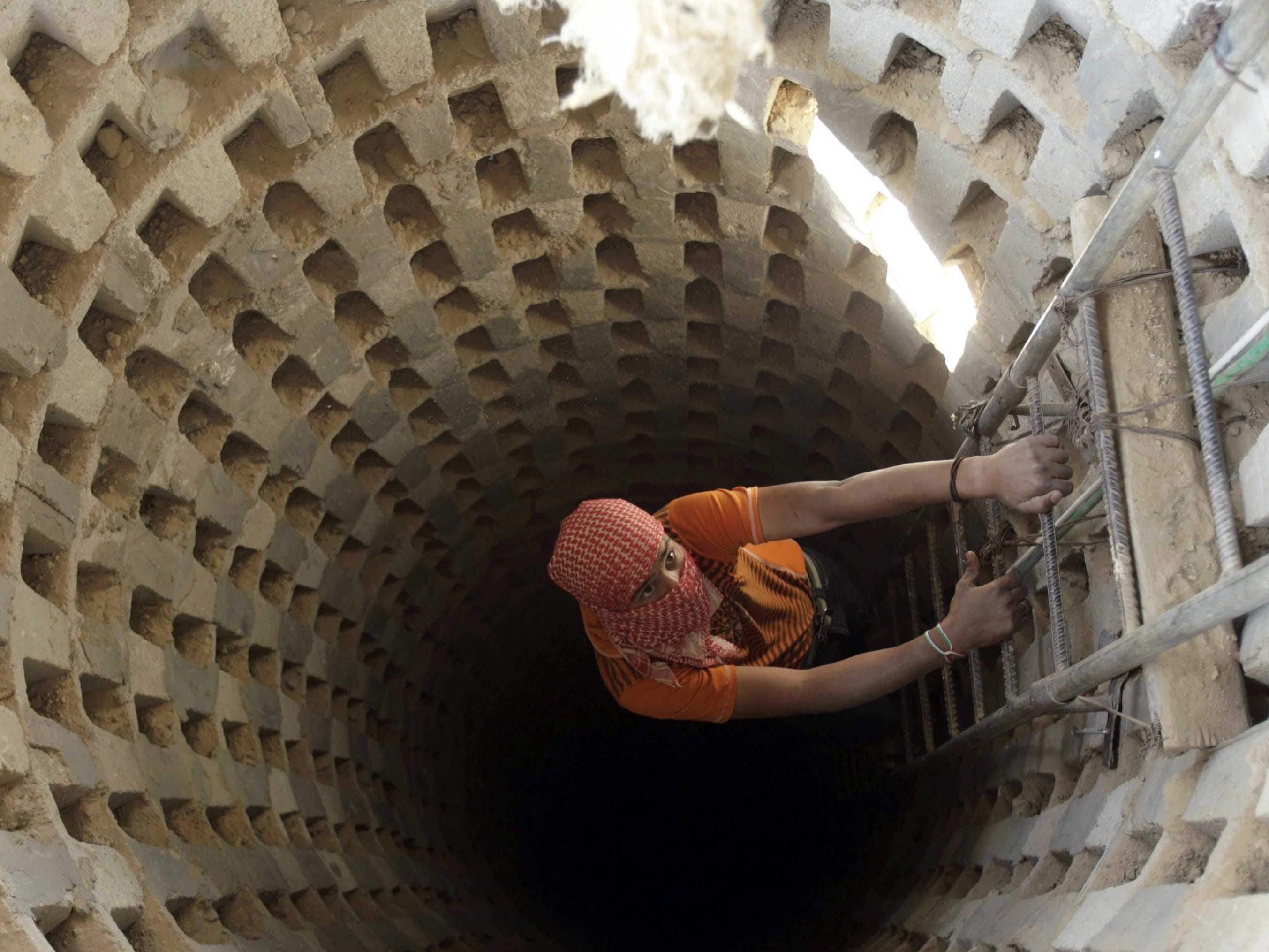 israel-wants-to-destroy-these-elaborate-tunnels-in-gaza.jpg