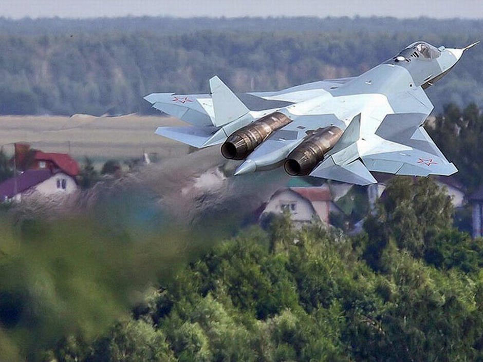 with-its-twin-engine-design-the-t-50-closely-resembles-the-20-year-old-f-22-raptor-prototype-1.jpg