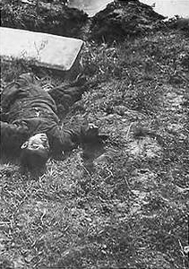 Boy_killed_in_Nanking_massacre.jpg
