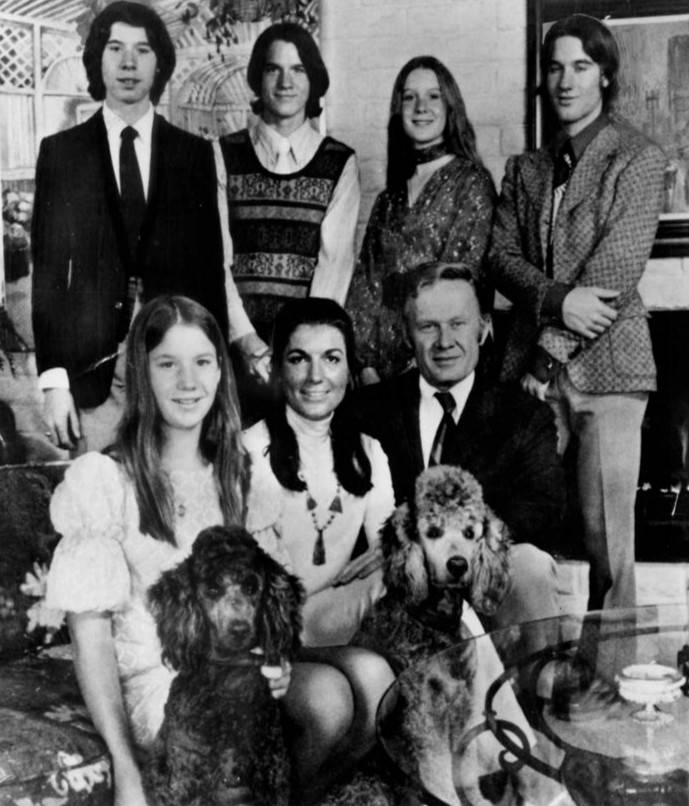 The_Loud_Family_1973.JPG