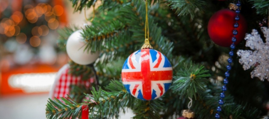 Britain-Christmas-shutterstock_226077766-890x395_c.jpg