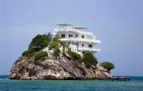 awedree-598757-albums-favorite-entertaining-houses-look-pic32666-cliff-houses-15.jpg
