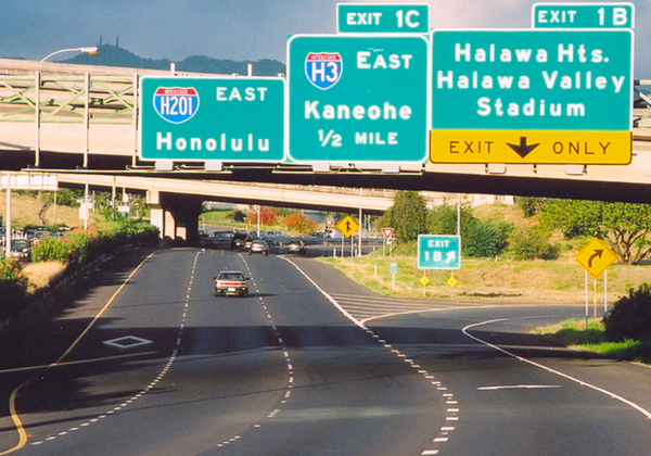 moanalua-freeway-exit1B-large.jpg