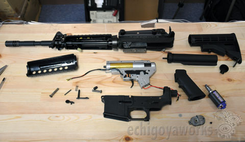 m4a1-disassembly-20.JPG