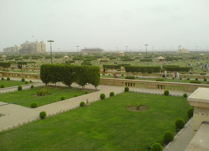 Bin_Qasim_Park_Karachi_8_xowty.JPG