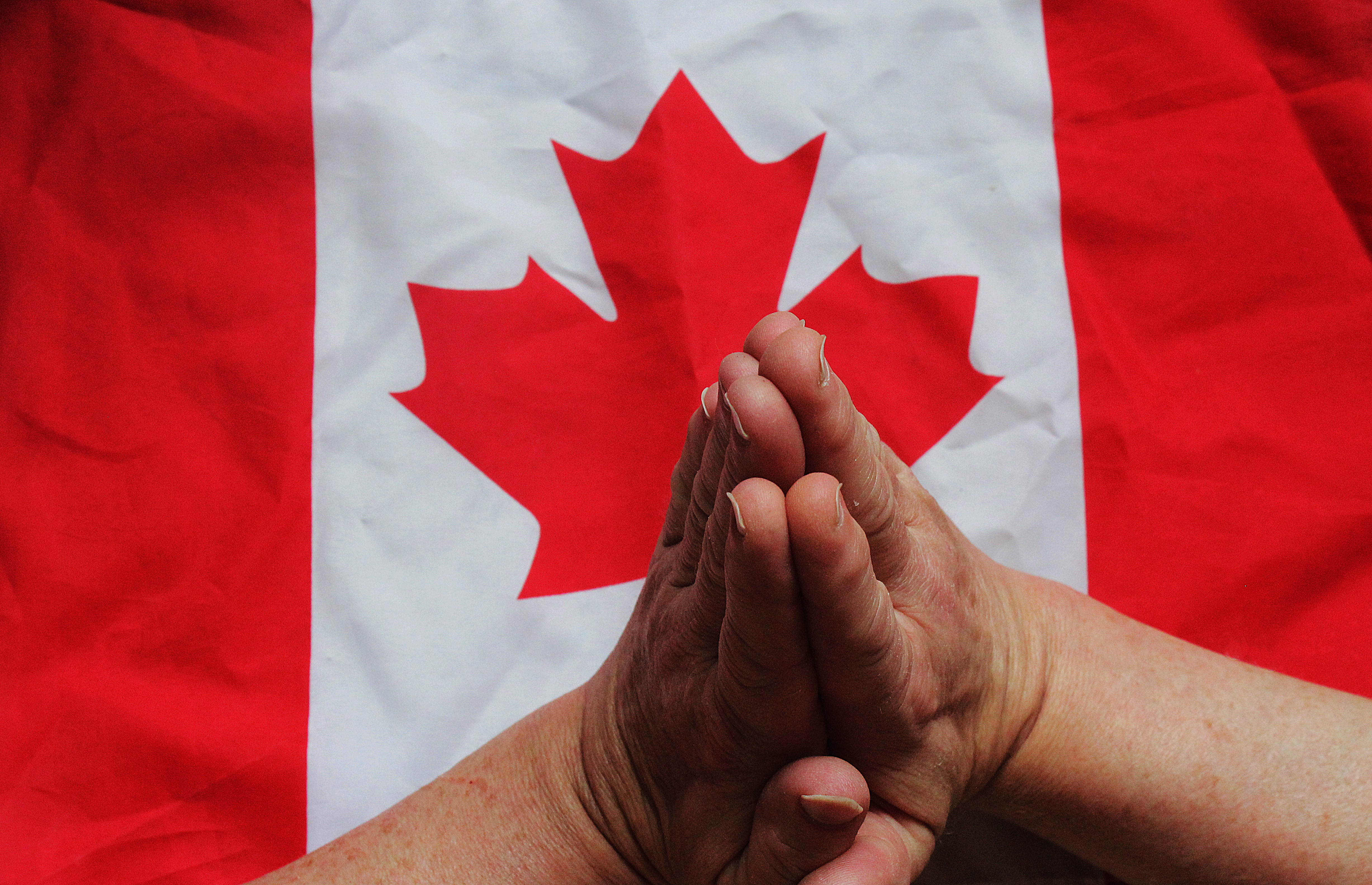 Praying-for-Canada.jpg