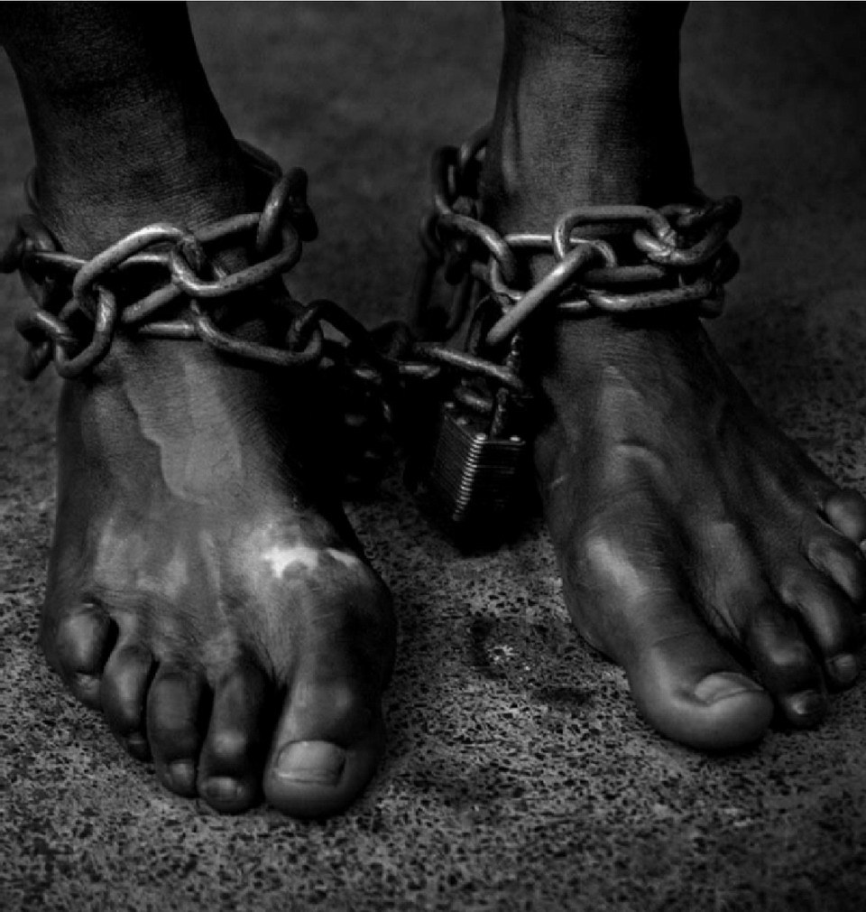 as-slave-in-chains-smaller.jpg